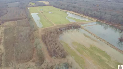 000 Holloway Landing Rd, Barlow, KY 42024