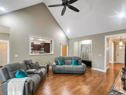 2260 Hal Dr, Murray, KY 42071 photo 9