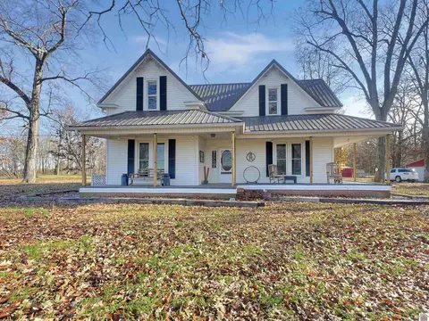 2486 Erwin Rd, Murray, KY 42071 photo 1