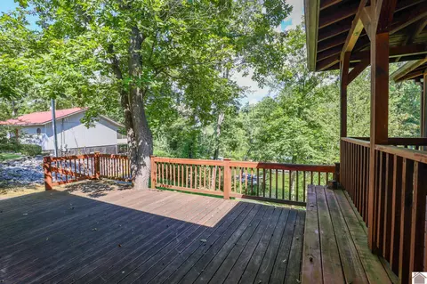 134 Kit Carson Ln, Benton, KY 42025 photo 13