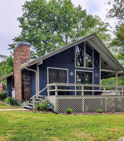 601 Cumberland Dr, Cadiz, KY 42211