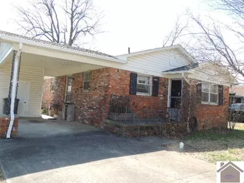 714 E Walnut, Mayfield, KY 42066 photo 1