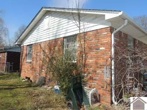 714 E Walnut, Mayfield, KY 42066 photo 9