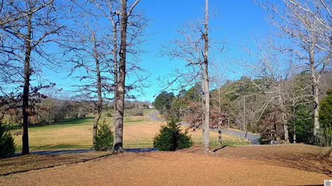 Exterior - 761 Reed Rd, Benton, KY 42025 photo 6 of 9
