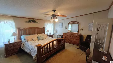Bedroom - 761 Reed Rd, Benton, KY 42025 photo 1 of 4