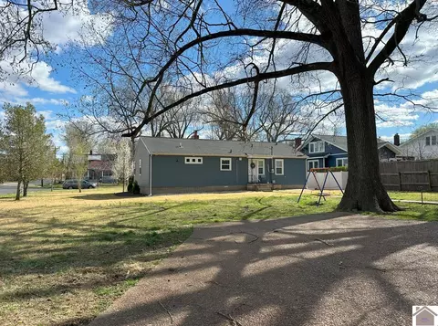 3205 Jefferson St, Paducah, KY 42001 photo 4