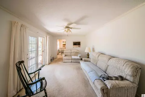 Living - 218 E 20th St, Benton, KY 42025 photo 6 of 8
