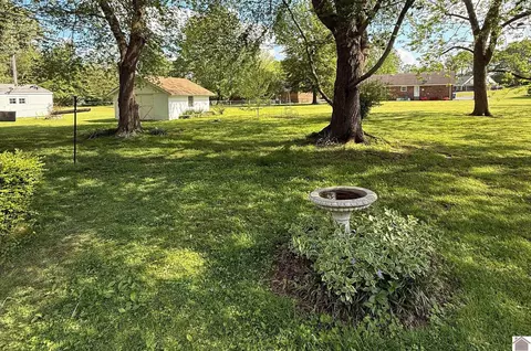 608 E 12th St, Benton, KY 42025 photo 29
