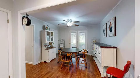 608 E 12th St, Benton, KY 42025 photo 9