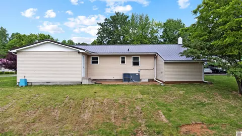 81 Windjammer Loop, Hardin, KY 42048 photo 2