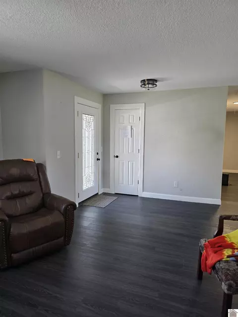 Entry Way - 495 Cherry Corner Rd, Murray, KY 42071 photo 1 of 1
