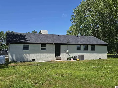 Exterior - 495 Cherry Corner Rd, Murray, KY 42071 photo 2 of 2