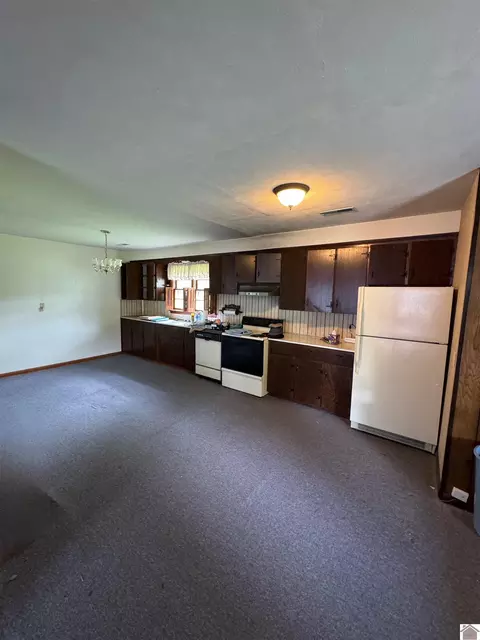 715 E 13th, Benton, KY 42025 photo 7