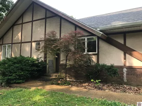 1075 Friedman Ln, Paducah, KY 42001