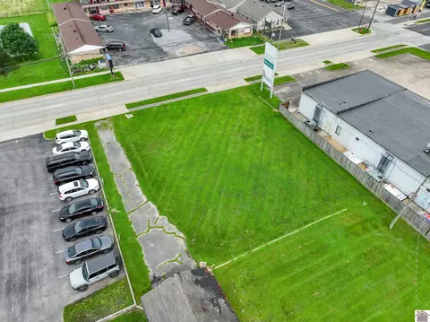 00 Main St, Benton, KY 42025