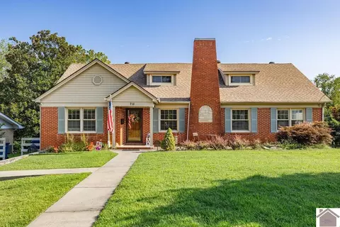 710 Vine St, Murray, KY 42071