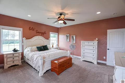 Bedroom - 2497 Lowes Rd, Cunningham, KY 42035 photo 3 of 5