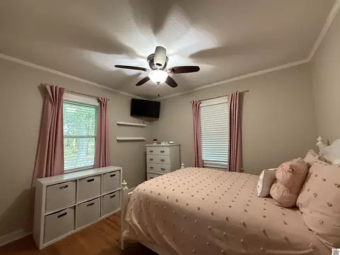 Bedroom - 715 Shoemaker Rd, Murray, KY 42071 photo 4 of 6