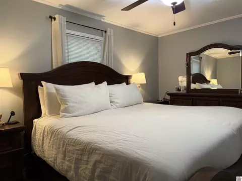 Bedroom - 715 Shoemaker Rd, Murray, KY 42071 photo 1 of 6