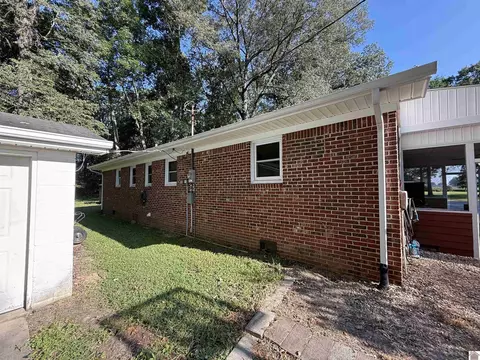 Exterior - 715 Shoemaker Rd, Murray, KY 42071 photo 12 of 14