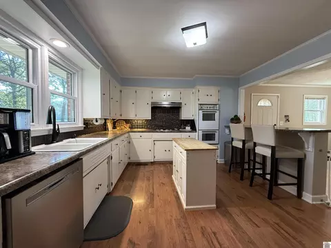 Kitchen - 715 Shoemaker Rd, Murray, KY 42071 photo 2 of 3