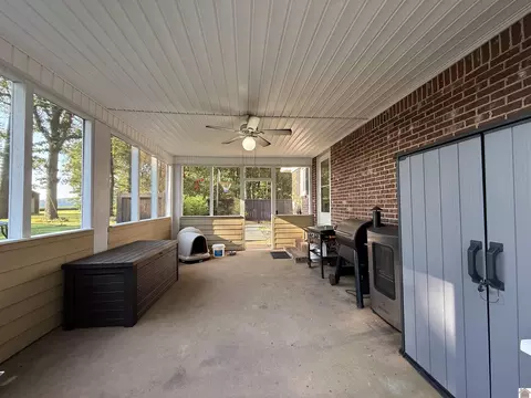 Exterior - 715 Shoemaker Rd, Murray, KY 42071 photo 5 of 14