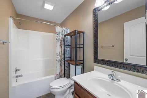 2246 Mitchell Dr, Murray, KY 42071 photo 22