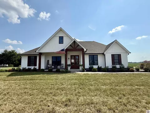 1032 Maxton Park Ln, Paducah, KY 42001
