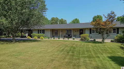6525 New Hope Church Rd, Paducah, KY 42001