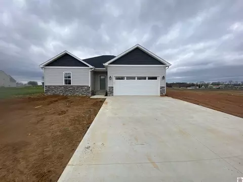 43 Fieldstone Cir, Cadiz, KY 42211