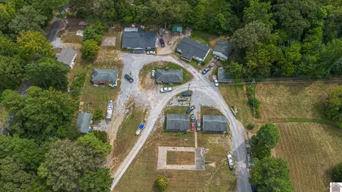 6708 Us Highway 641 N, Gilbertsville, KY 42044