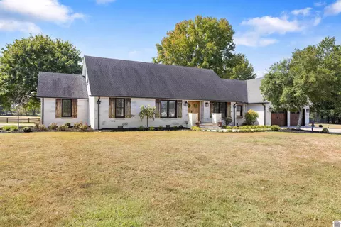 5725 State Route 121 N, Murray, KY 42071