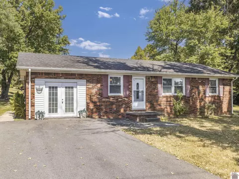 605 W Gum St #605 W GUM ST, Marion, KY 42064