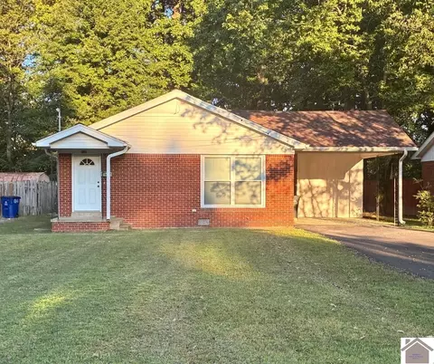 908 N 21st St, Paducah, KY 42001