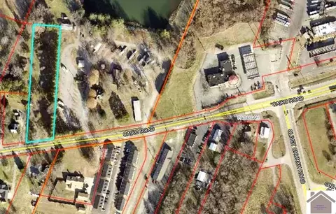 5609 Cairo Rd, Paducah, KY 42001