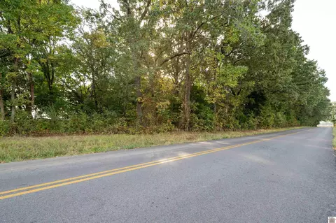 000 State Line Rd E, Hazel, KY 42049 photo 1