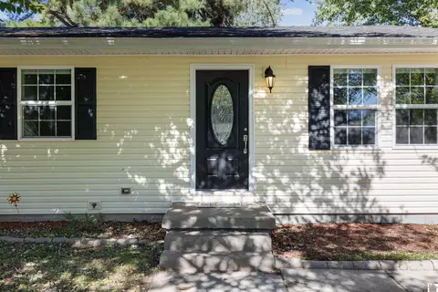 216 Mohawk Dr, Paducah, KY 42001 photo 2
