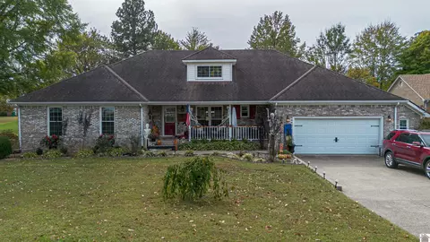 930 Mari Dr, Paducah, KY 42003