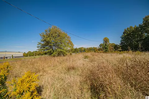 8635 Cairo Rd, West Paducah, KY 42086