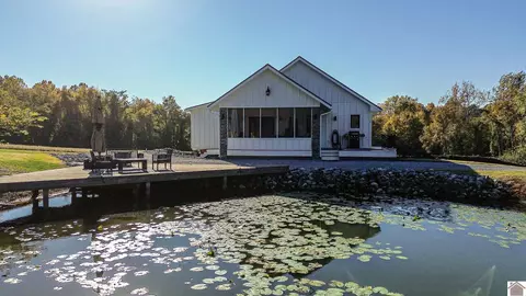 2080 Gholson Rd, West Paducah, KY 42086