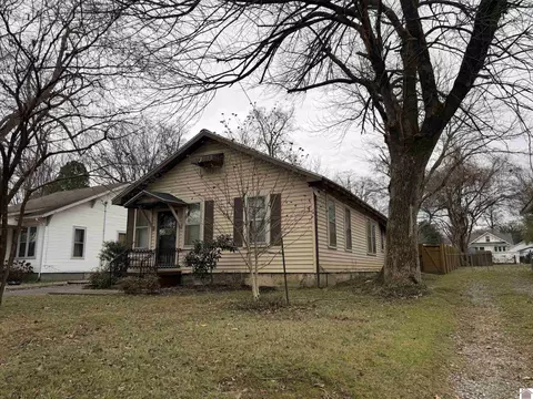 515 N 34th St, Paducah, KY 42001 photo 2