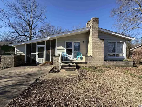 600 3rd St, Hazel, KY 42049 photo 1