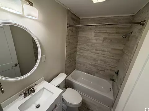 Bath - 3975 Contest Rd, Paducah, KY 42001 photo 1 of 2