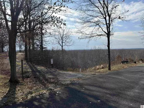 00 Chickasaw Bluff Rd #3 S, Benton, KY 42025