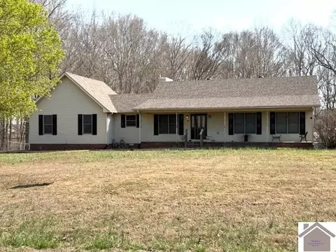 296 Bethel Church Rd, Cadiz, KY 42211