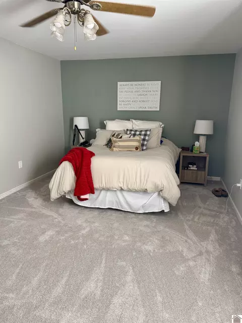 Bedroom - 121 E 23rd St, Benton, KY 42025 photo 2 of 2