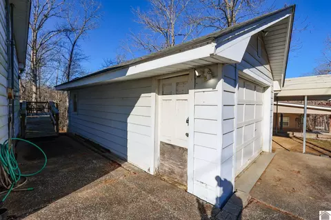 242 Whisper Dr E, Murray, KY 42071 photo 6
