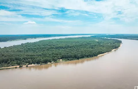 Middle Bar Island, Columbus, KY 42032