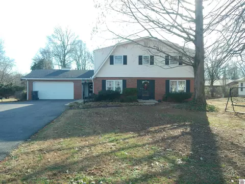 216 Ruoff Dr, Paducah, KY 42003