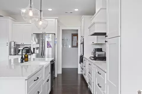 Kitchen - 2939 Thurmond Rd, Murray, KY 42071 photo 4 of 5